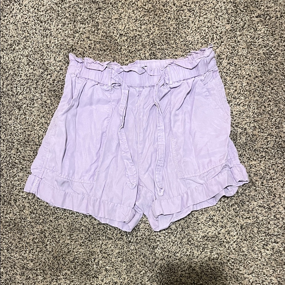 Paperbag style shorts